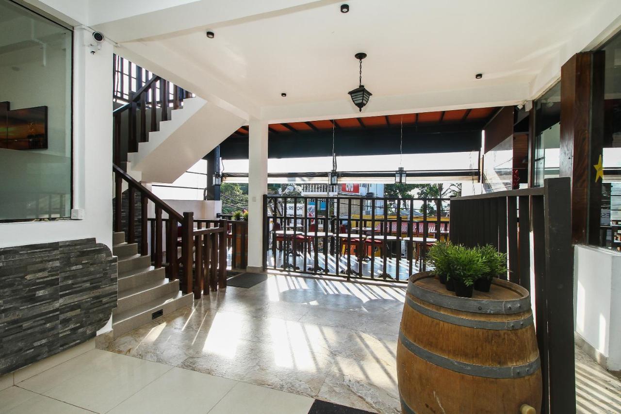 Hotel 198 Negombo Exterior photo